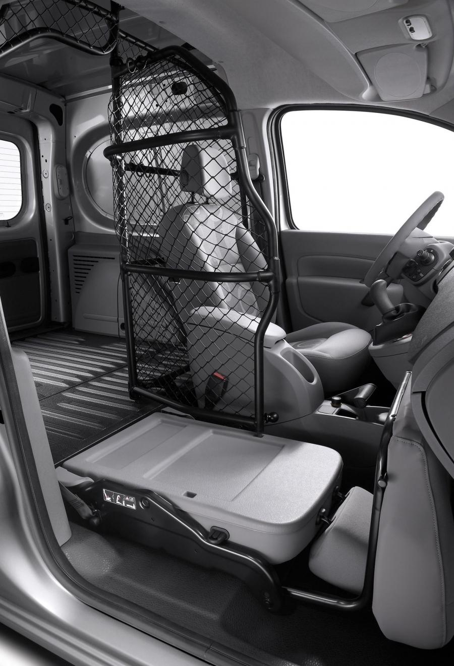  Renault Kangoo Express Compact 2008 года  (фото 3 из 41)